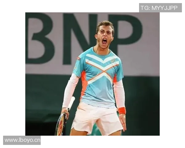 西安网球队边路渗透战术解析与实战应用探讨