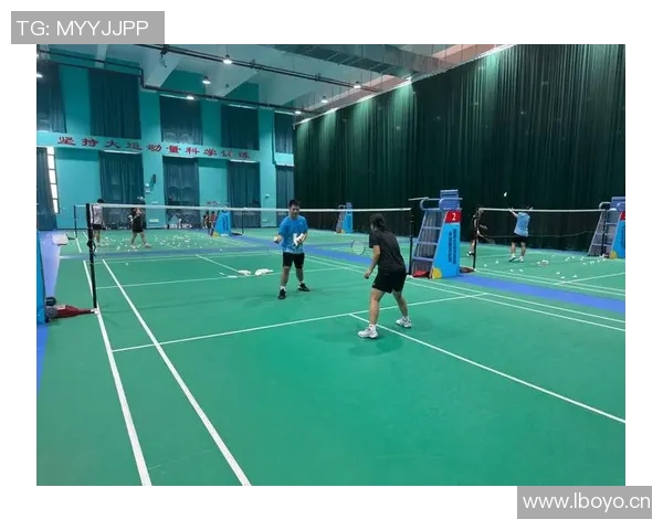 重庆羽毛球队中路突破的背后故事与未来发展展望